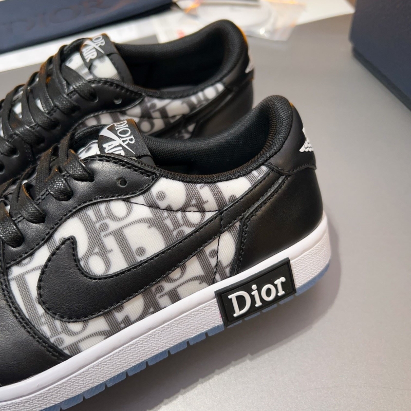 Christian Dior Sneakers